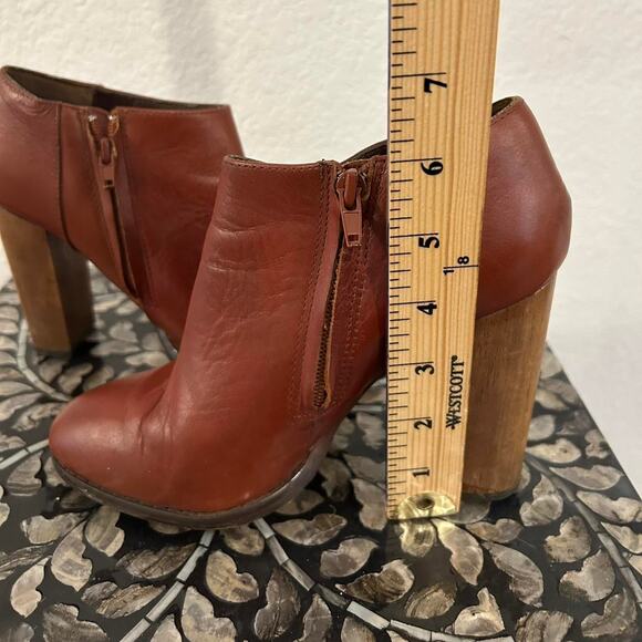 Steve Madden Brown leather boots with a wooden heel - Picture 4 of 6